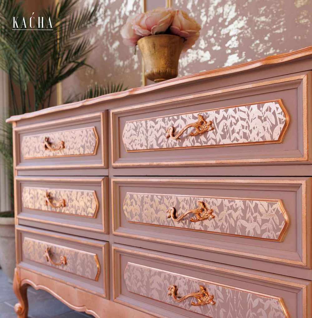 transfer decorativ auriu kacha design in the field