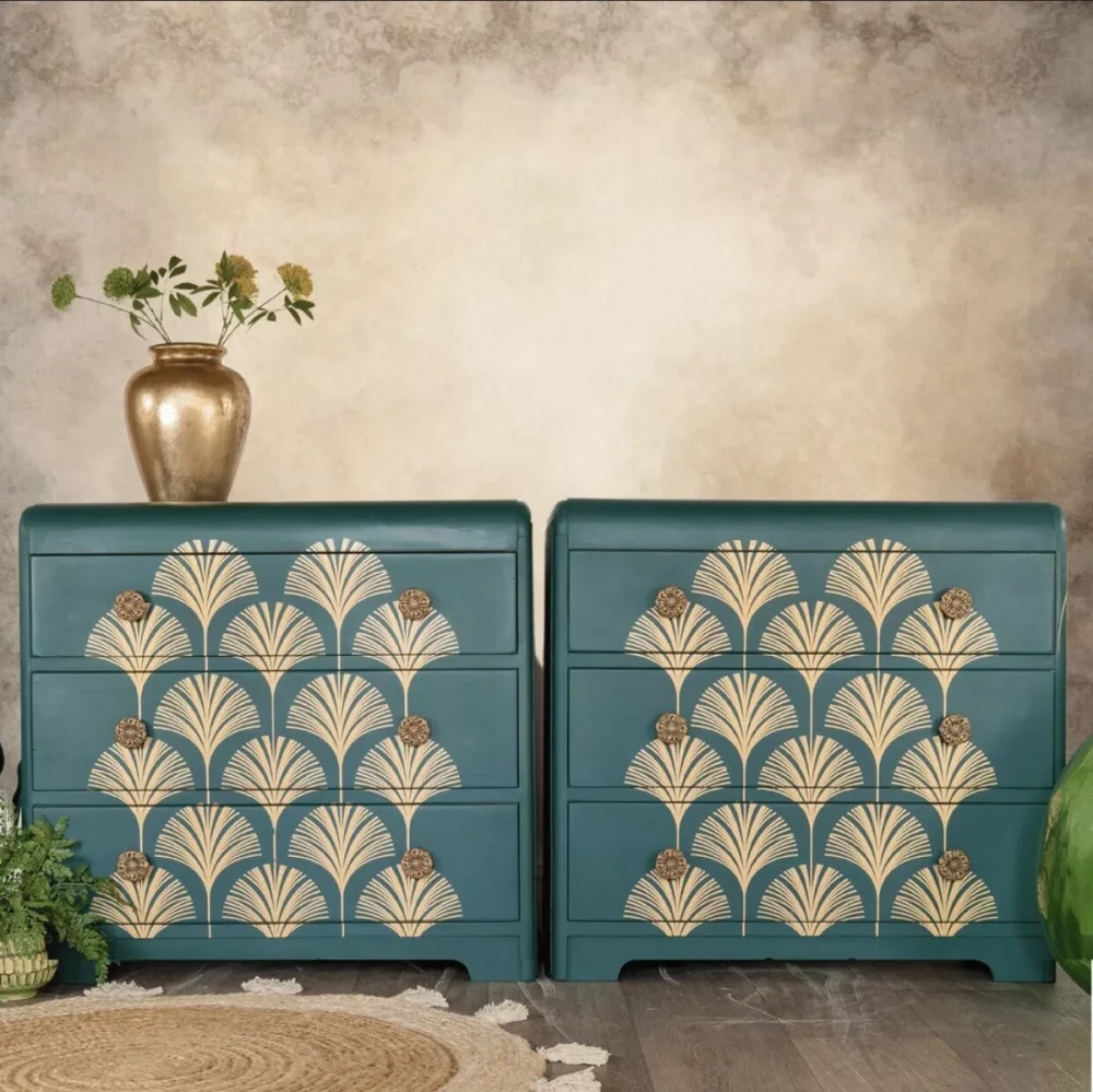 mobilier decorat cu transferul decorativ interlinked fans model geometric auriu