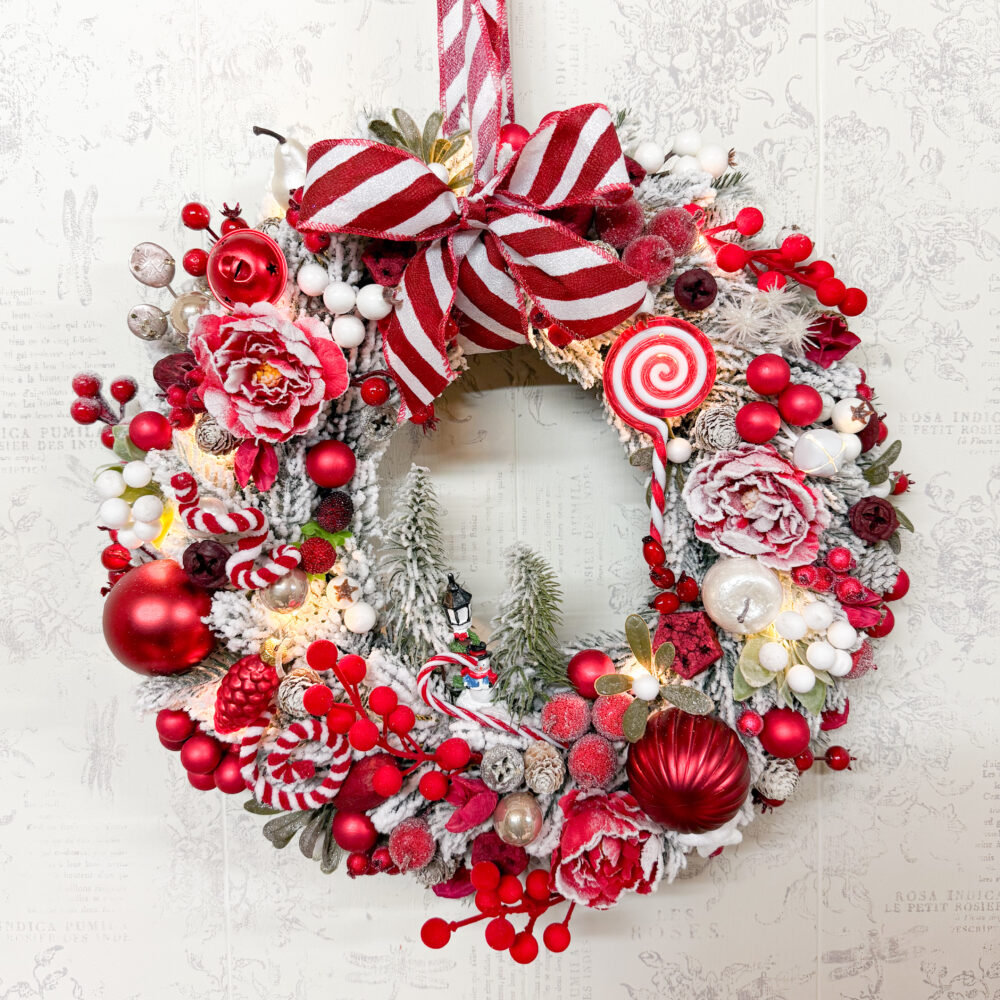coroniță pentru ușa pentru Crăciun in nuanțe de roșu si alb