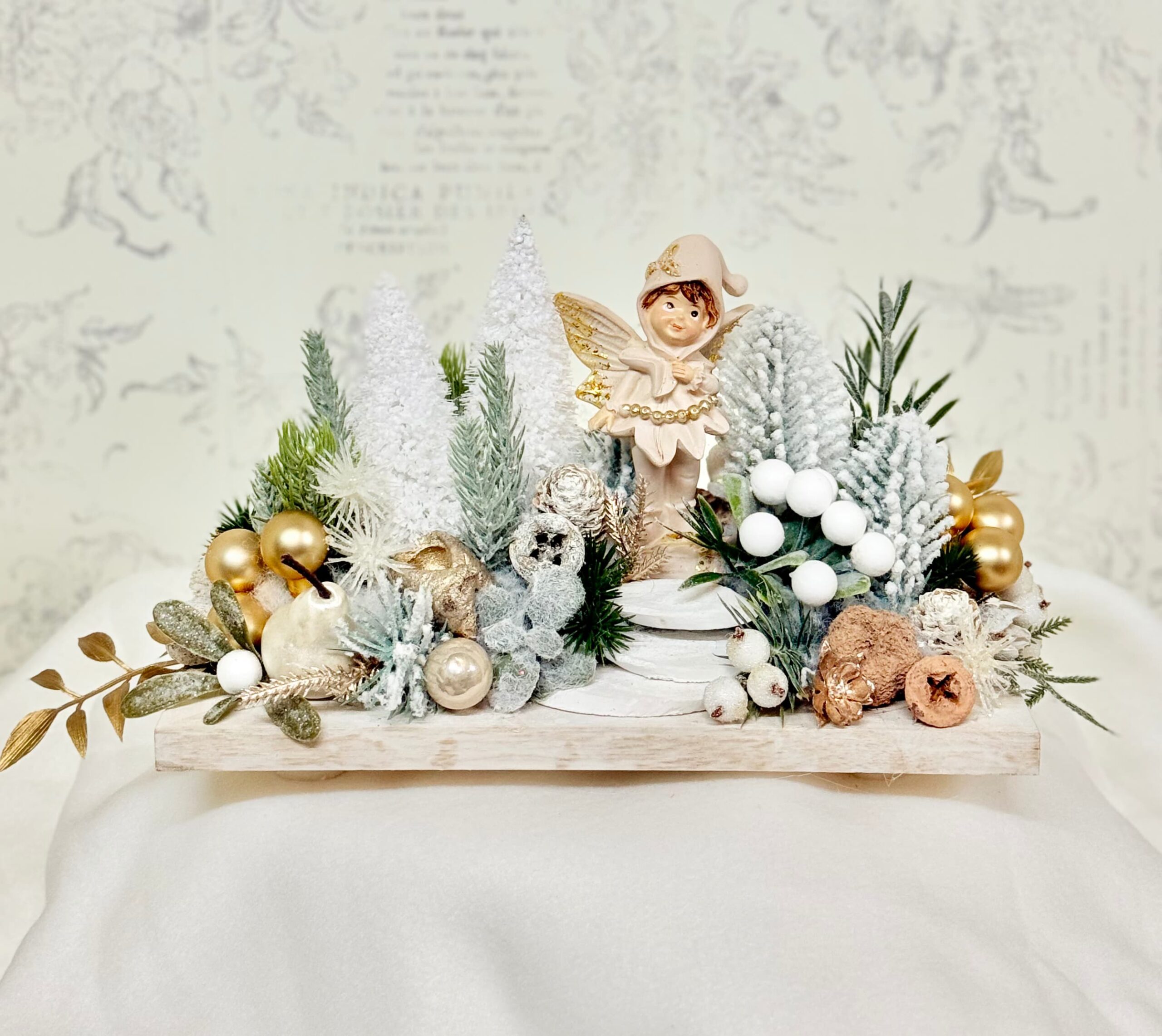 aranjament de Crăciun cu zână