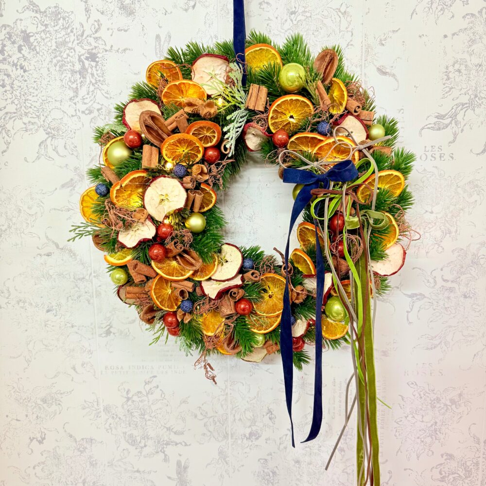 coroniță de Crăciun cu led si felii de portocale 40cm